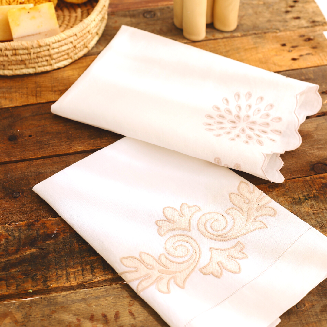 Flower Linen Cover 40x60 cm White